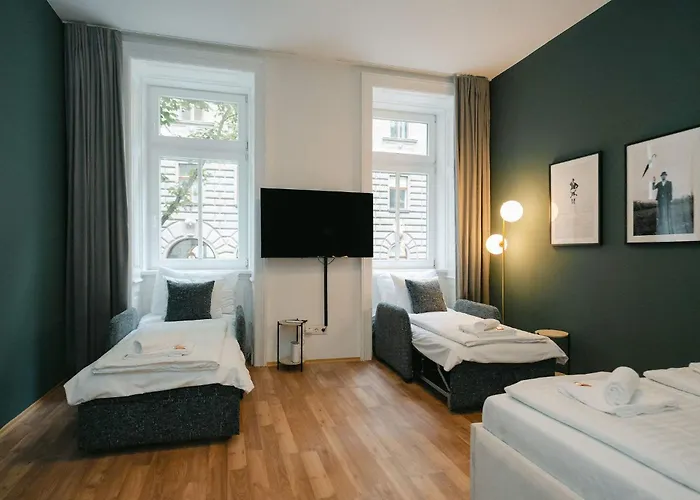 Comfy For 2-4 Quiet & Close To Metro Appartamento Vienna