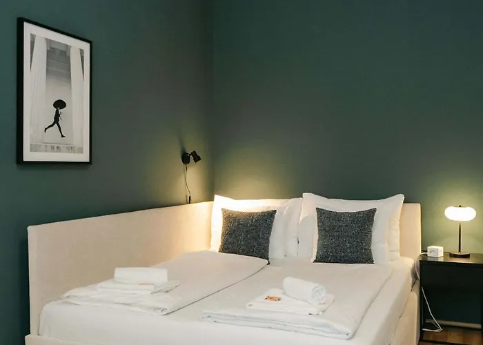 Comfy For 2-4 Quiet & Close To Metro Appartamento Vienna