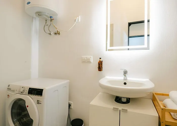 Comfy For 2-4 Quiet & Close To Metro * Vienna