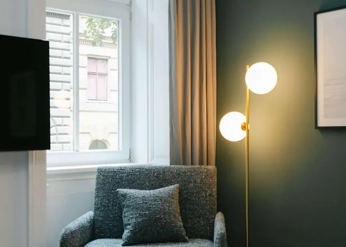 Comfy For 2-4 Quiet & Close To Metro Appartamento Vienna