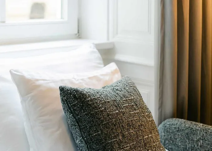 Comfy For 2-4 Quiet & Close To Metro Appartamento